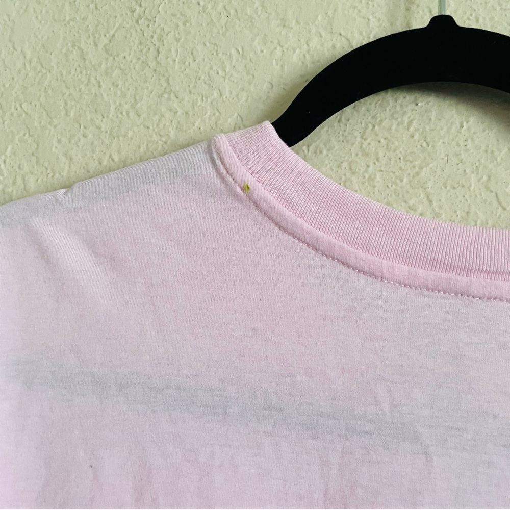 Strawberry shortcake woman’s graphic tee size L pink strawberry feminine casual - Picture 7 of 7